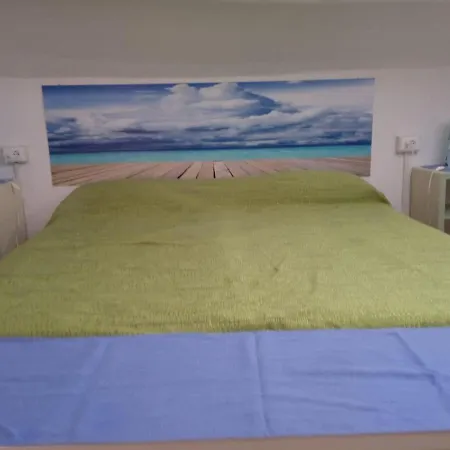 Mansarda Sotto Le Stelle Apartment *